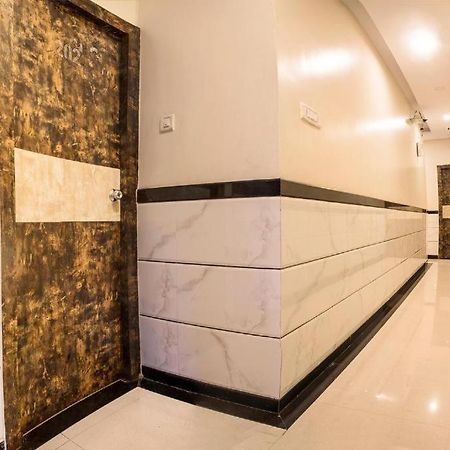 Hotel Embassy Grand Near Us Embassy Bkc Мумбаи Экстерьер фото