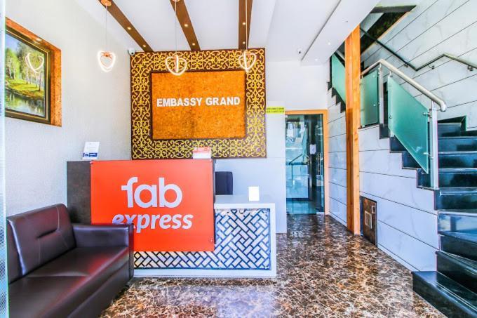 Hotel Embassy Grand Near Us Embassy Bkc Мумбаи Экстерьер фото
